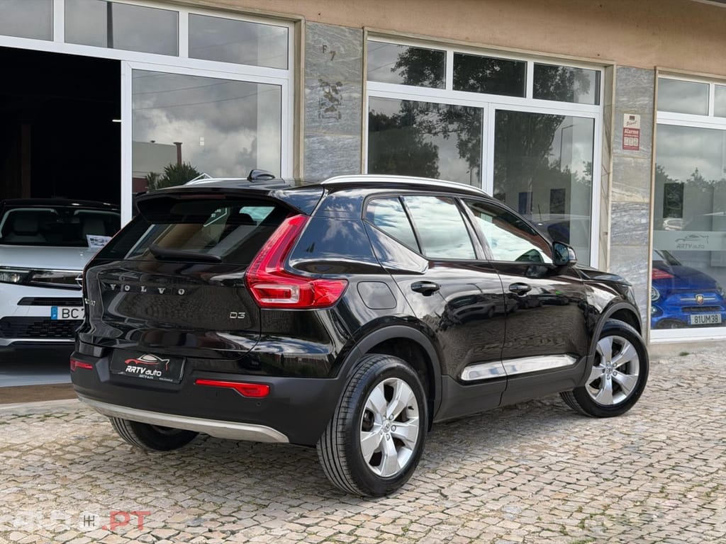 Volvo XC40 2.0 D3 Momentum Plus