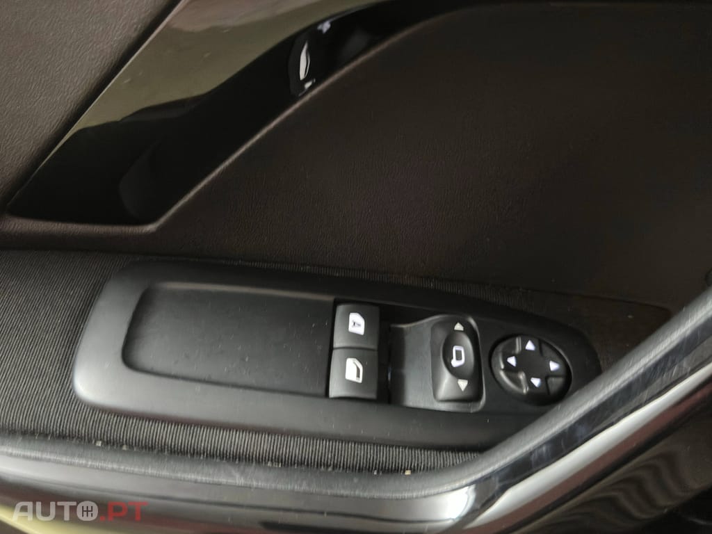 Peugeot 2008 1.2 Vti Active