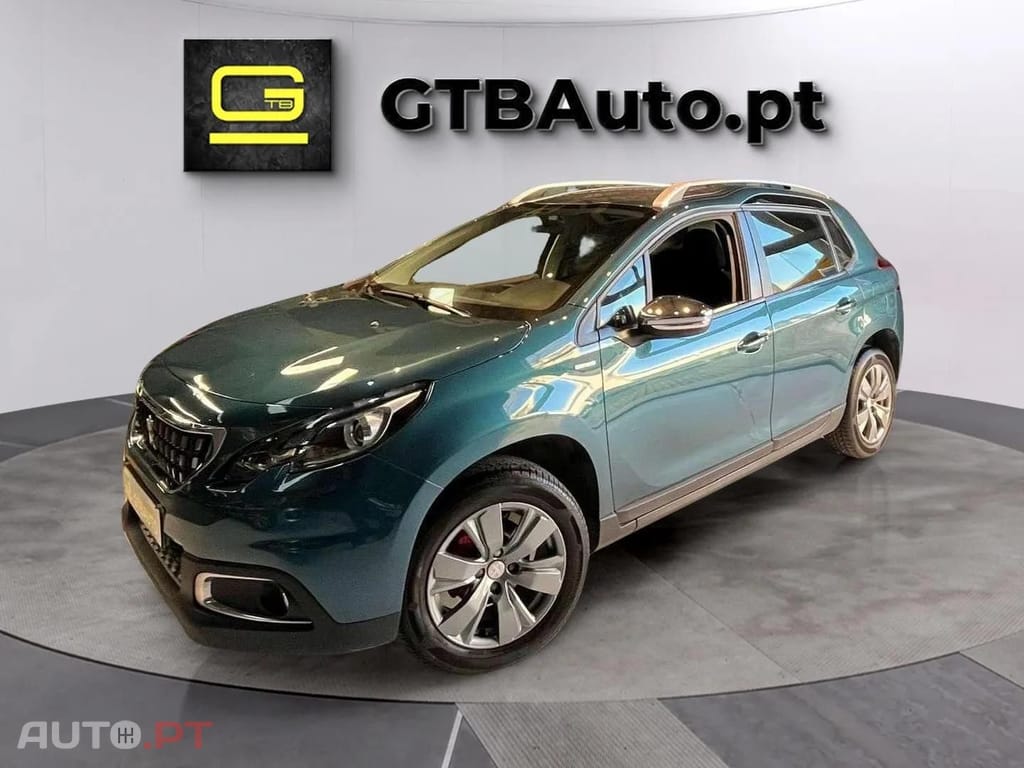 Peugeot 2008 1.2 e-VTi Style