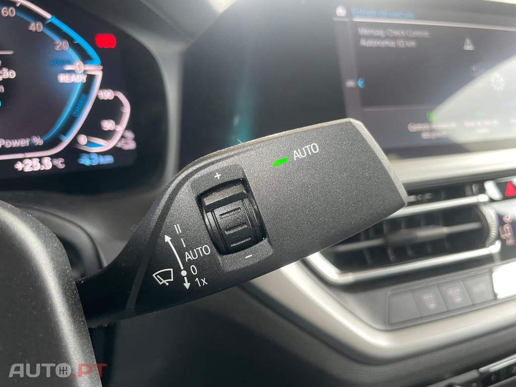 BMW 330 e iPerformance Advantage