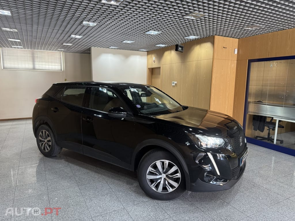 Peugeot 2008 1.2 PureTech Active Pack