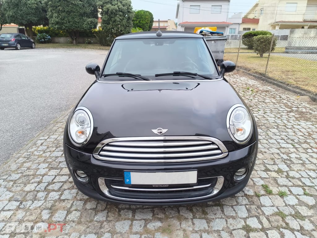 MINI Cooper R57 2015