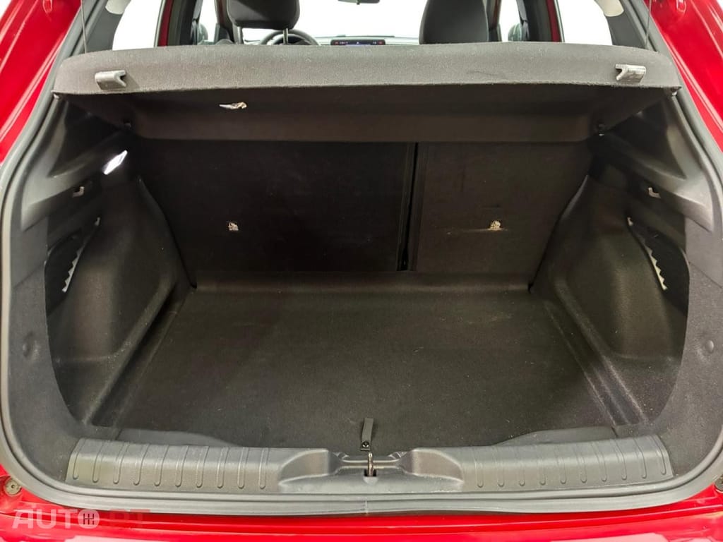 Fiat 600 1.2 Hybrid DCT6