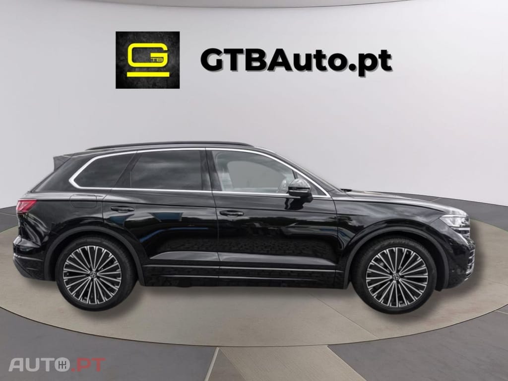 Volkswagen Touareg I.V.A DEDUTIVEL 3.0 eTSI eHybrid