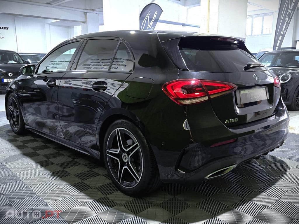 Mercedes-Benz A 180 7G-DCT AMG Line