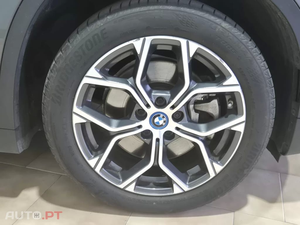 BMW X1 25 e xDrive Line Sport