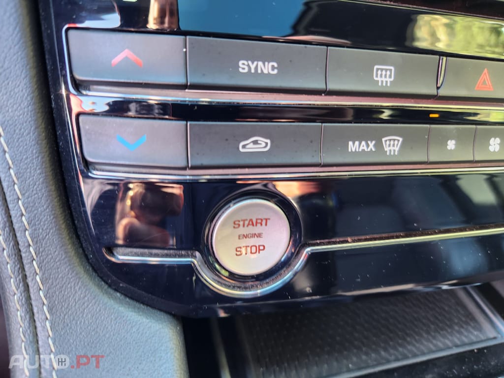 Jaguar F-Pace 2.0 i4D R-Sport