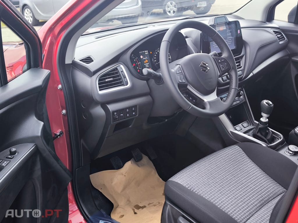 Suzuki S-Cross 1.4T S2 4WD Mild Hybrid