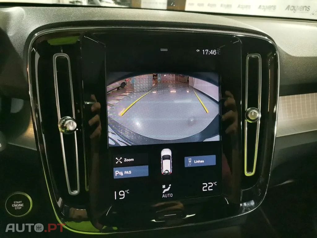 Volvo XC40 1.5 T5 PHEV R-Design Expression