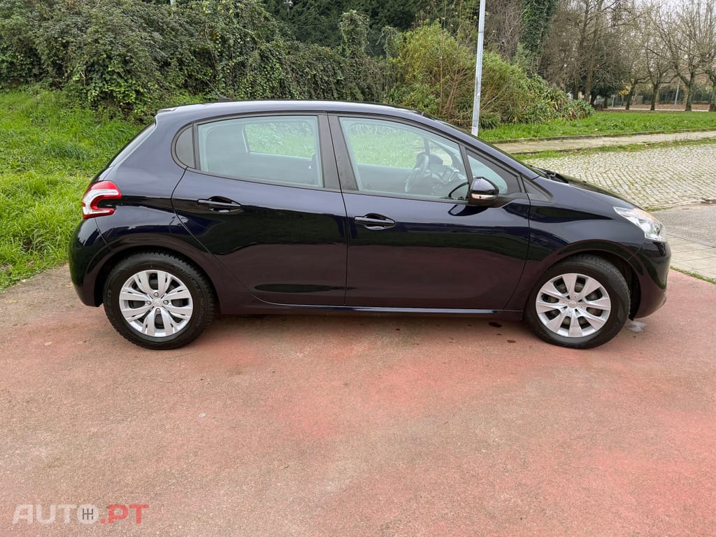 Peugeot 208 1.2 Pure tech
