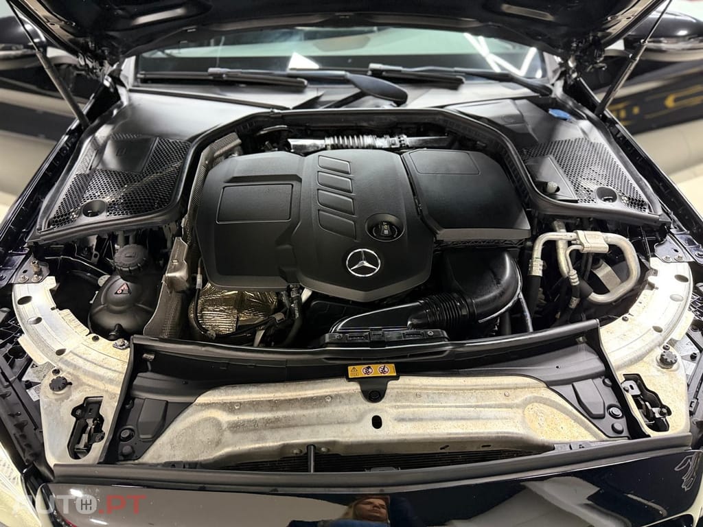Mercedes-Benz C 220 d AMG Line