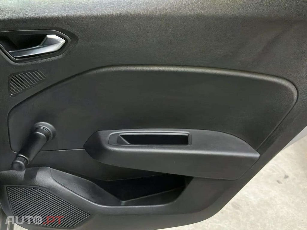 Renault Clio 1.6 E-Tech Intens