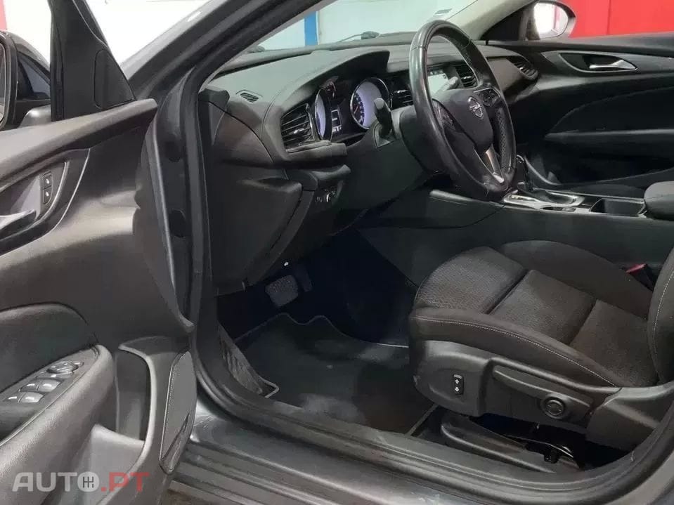 Opel Insignia 1.6 CDTi Business Edition Auto.