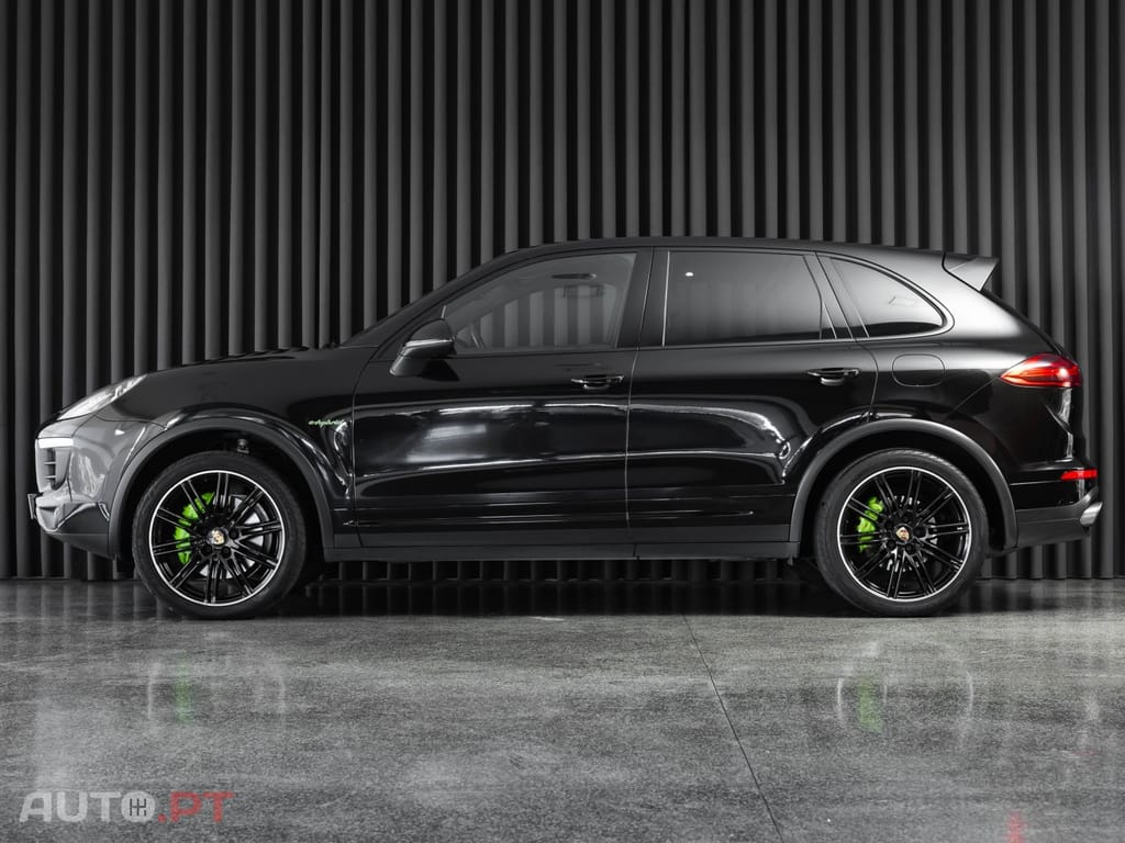 Porsche Cayenne S E-Hybrid