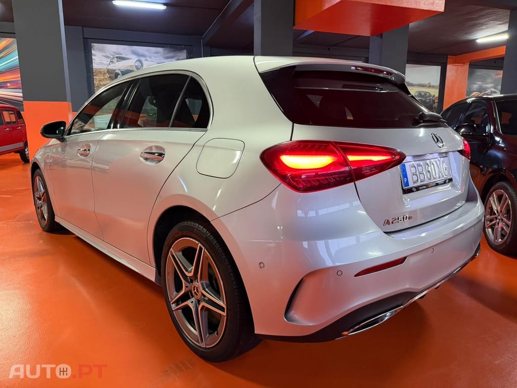 Mercedes-Benz A 250 e AMG LINE