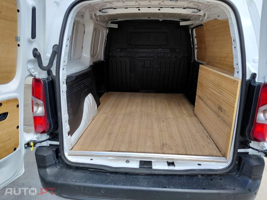 Peugeot Partner 1.5 BlueHDi Asphalt Longa