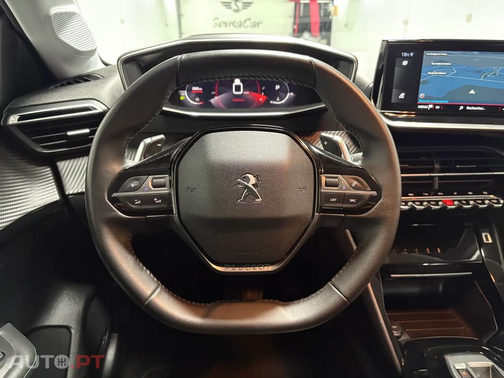 Peugeot 208 1.2 PureTech Allure EAT8