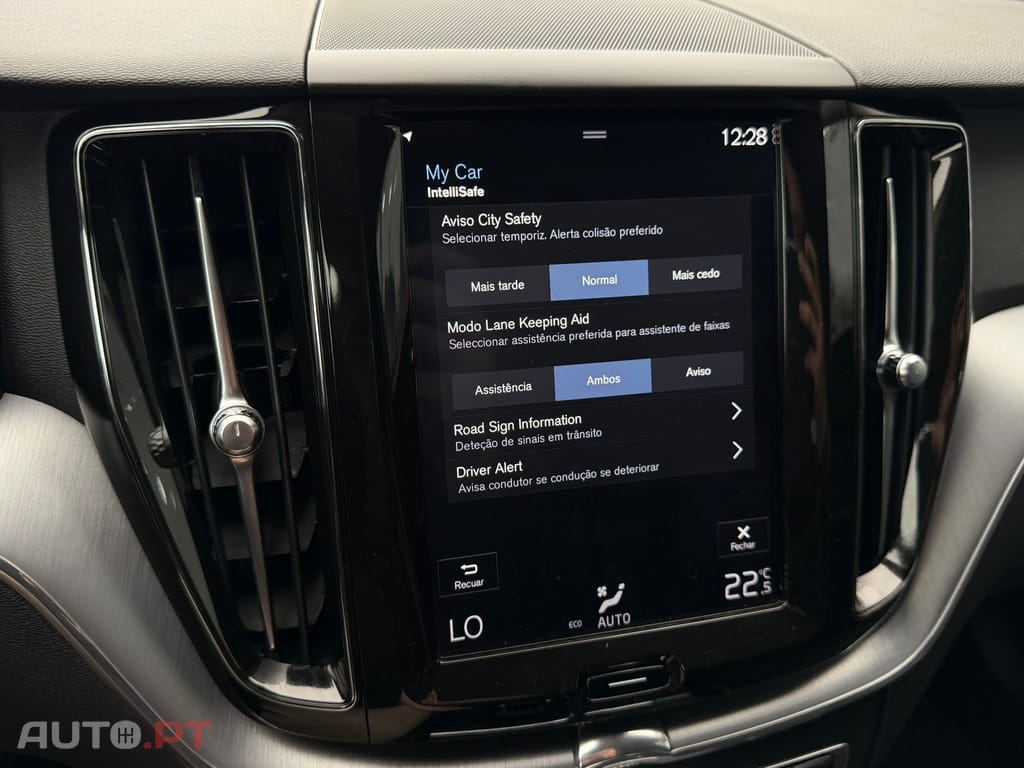 Volvo XC60 2.0 D4 Momentum Geartronic