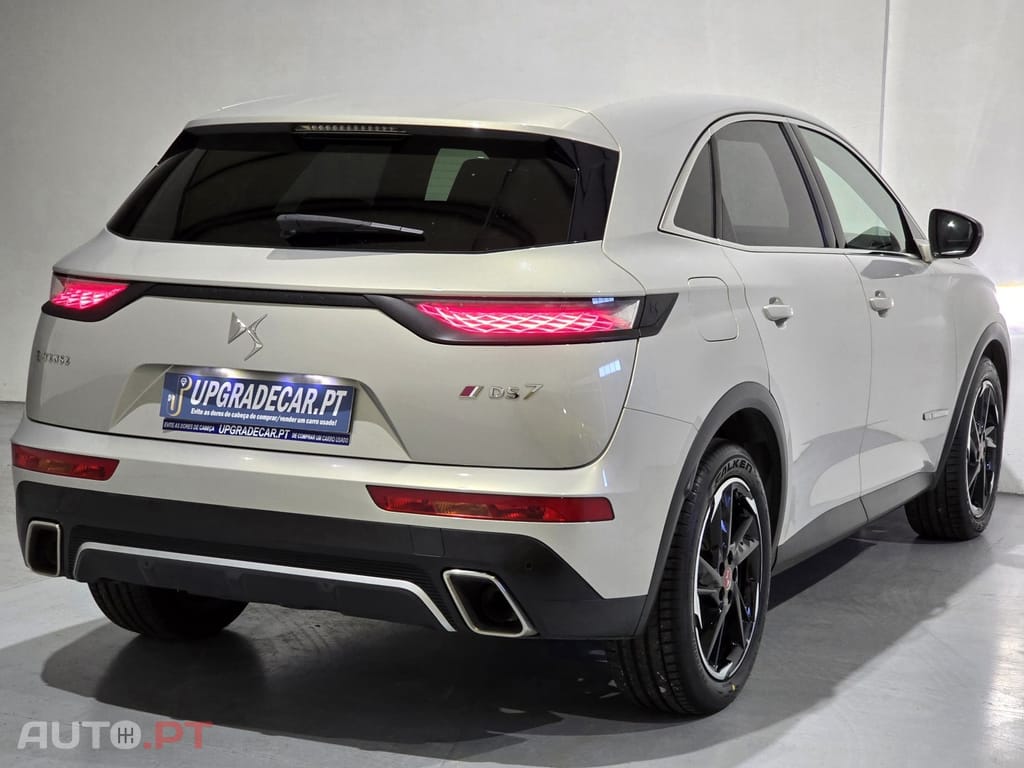 DS DS7 Crossback E-Tense Performance Line EAT8
