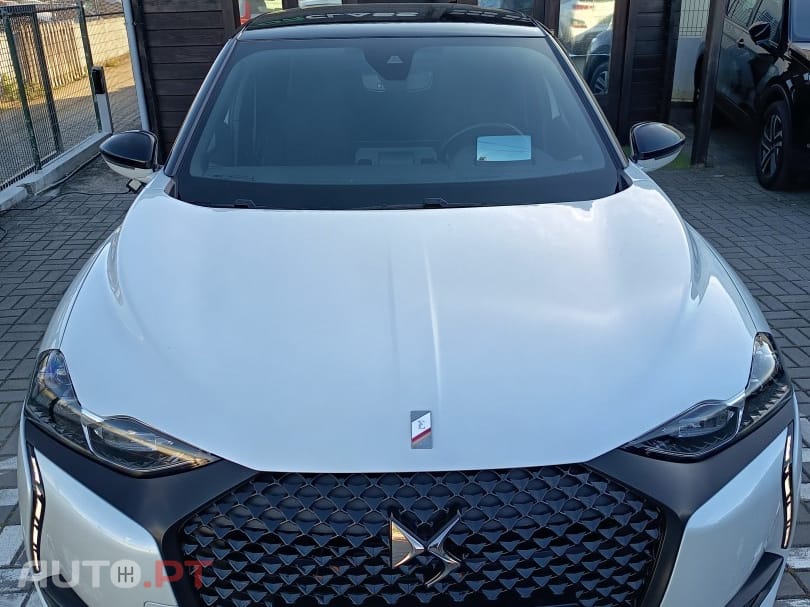 DS DS3 Crossback E-Tense Performance Line