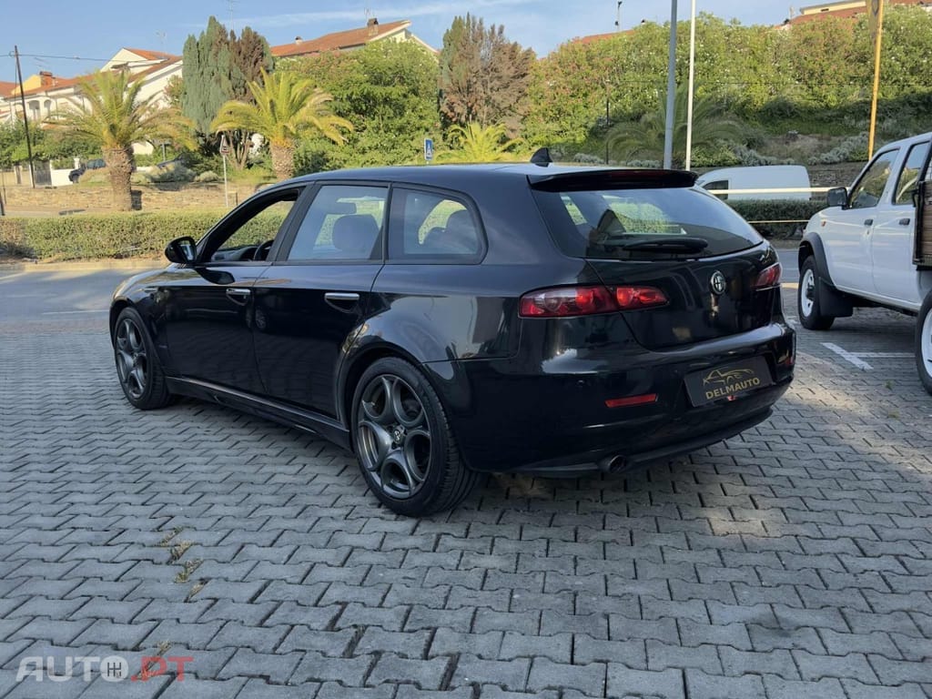 Alfa Romeo 159 1.9 JTDm 16V Sportiva