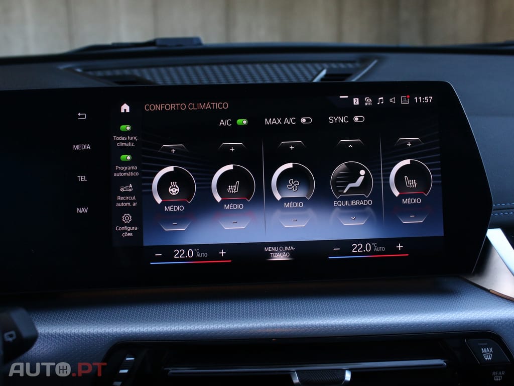 BMW iX1 xDrive30 Pack Desportivo M