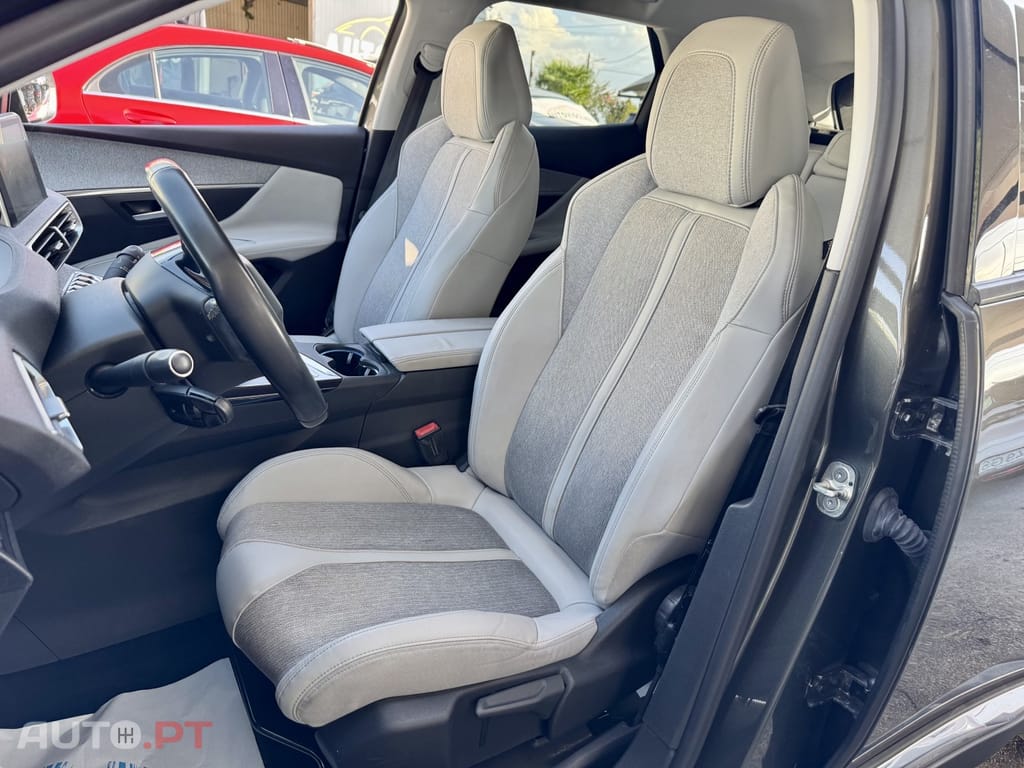 Peugeot 3008 1.5 BlueHDi Allure