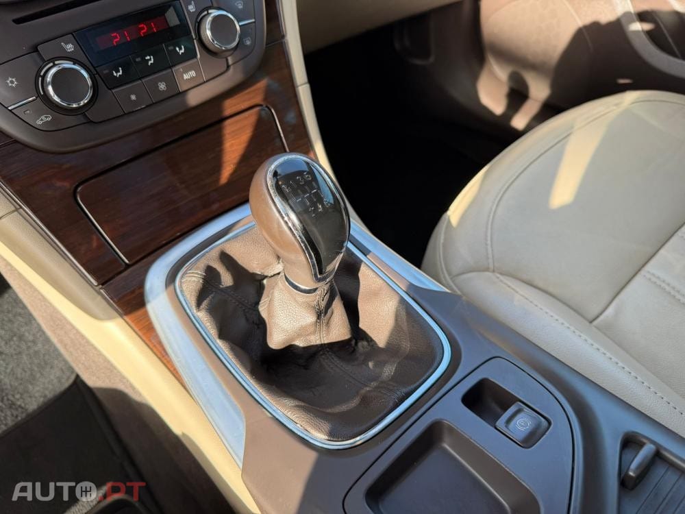 Opel Insignia 2.0 CDTi Cosmo Active-Select