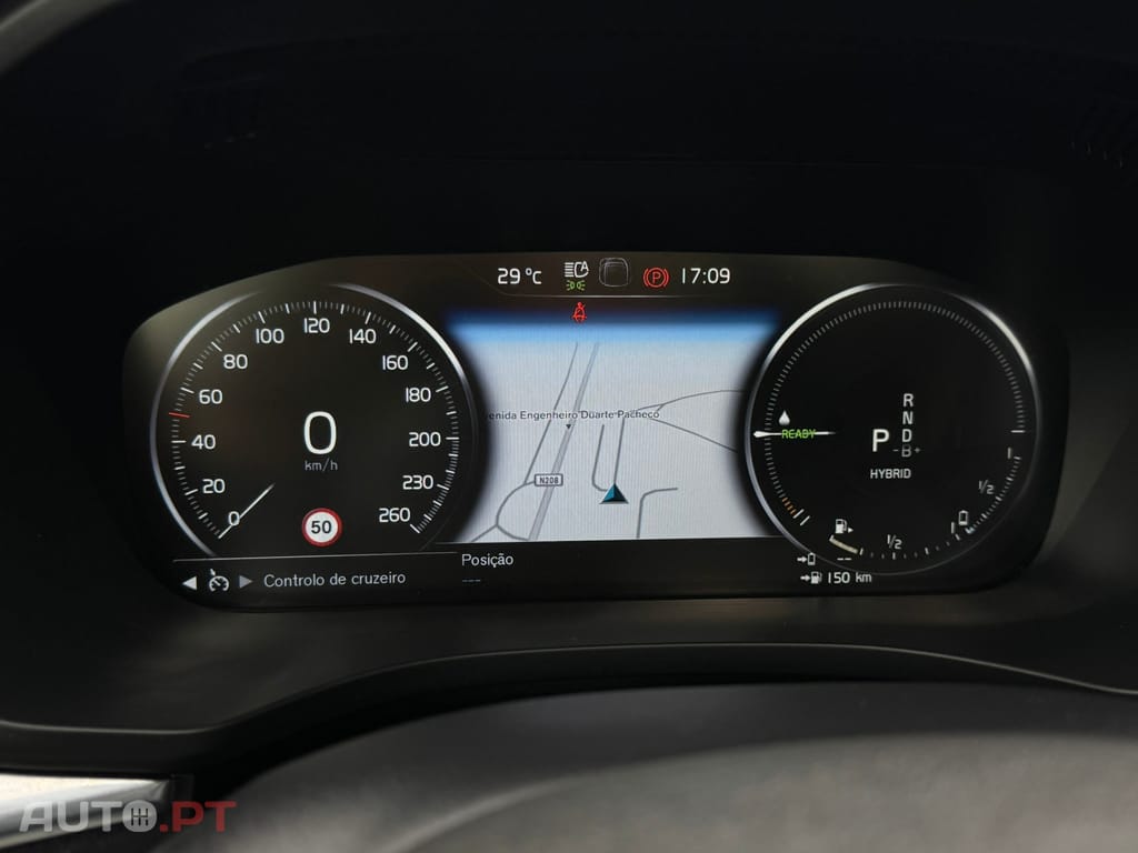 Volvo XC60 2.0 T6 PHEV R-Design AWD
