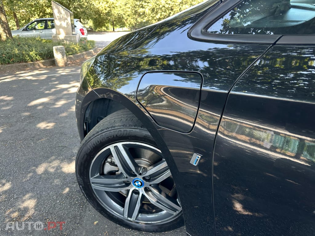 BMW 225 xe Line Sport