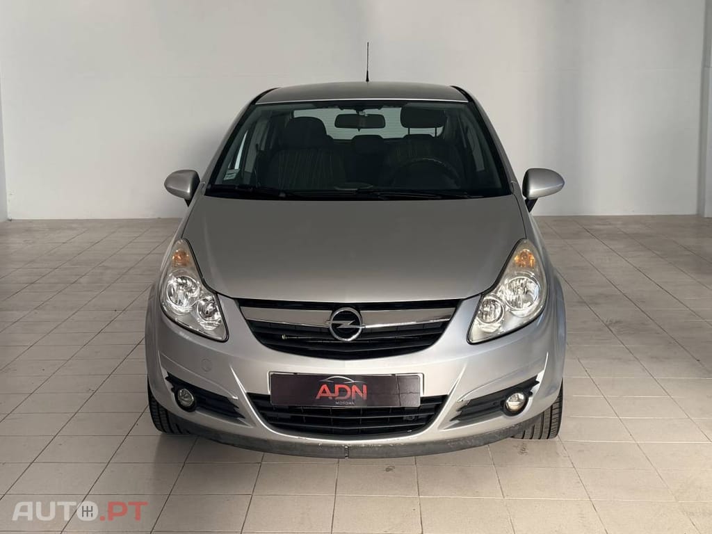 Opel Corsa 1.2 Enjoy