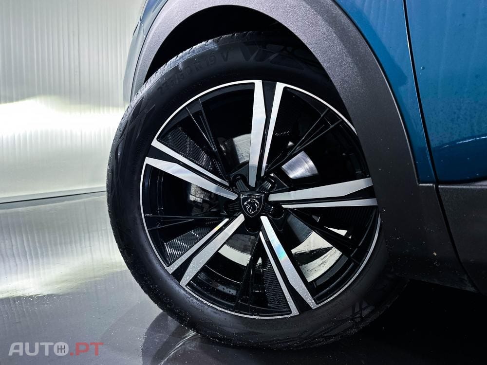 Peugeot 5008 Allure Pack EAT-8