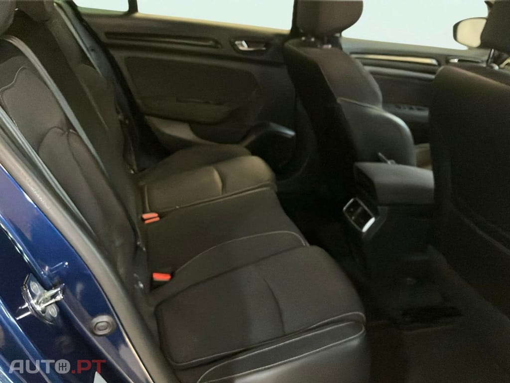 Renault Mégane Sport Tourer BLUE dCi 115 INTENS