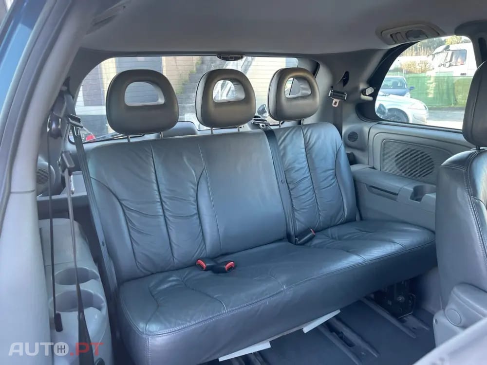 Chrysler Voyager 2.5 CRD LX