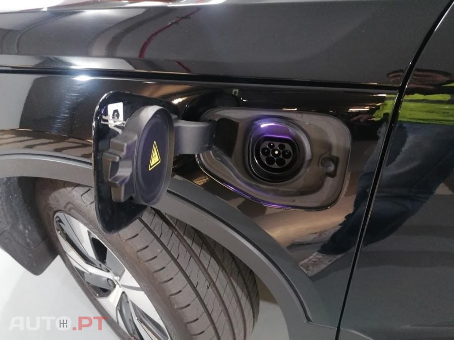 Volvo XC40 1.5 T5 PHEV R-Design Expression