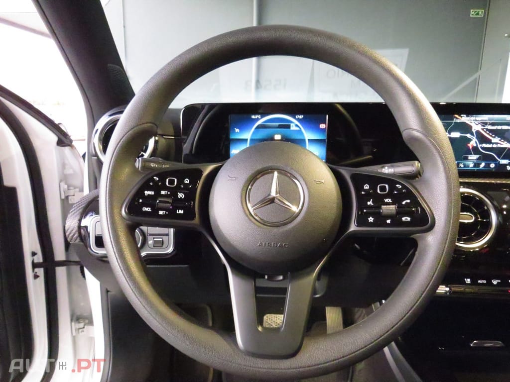 Mercedes-Benz A 180 Automático