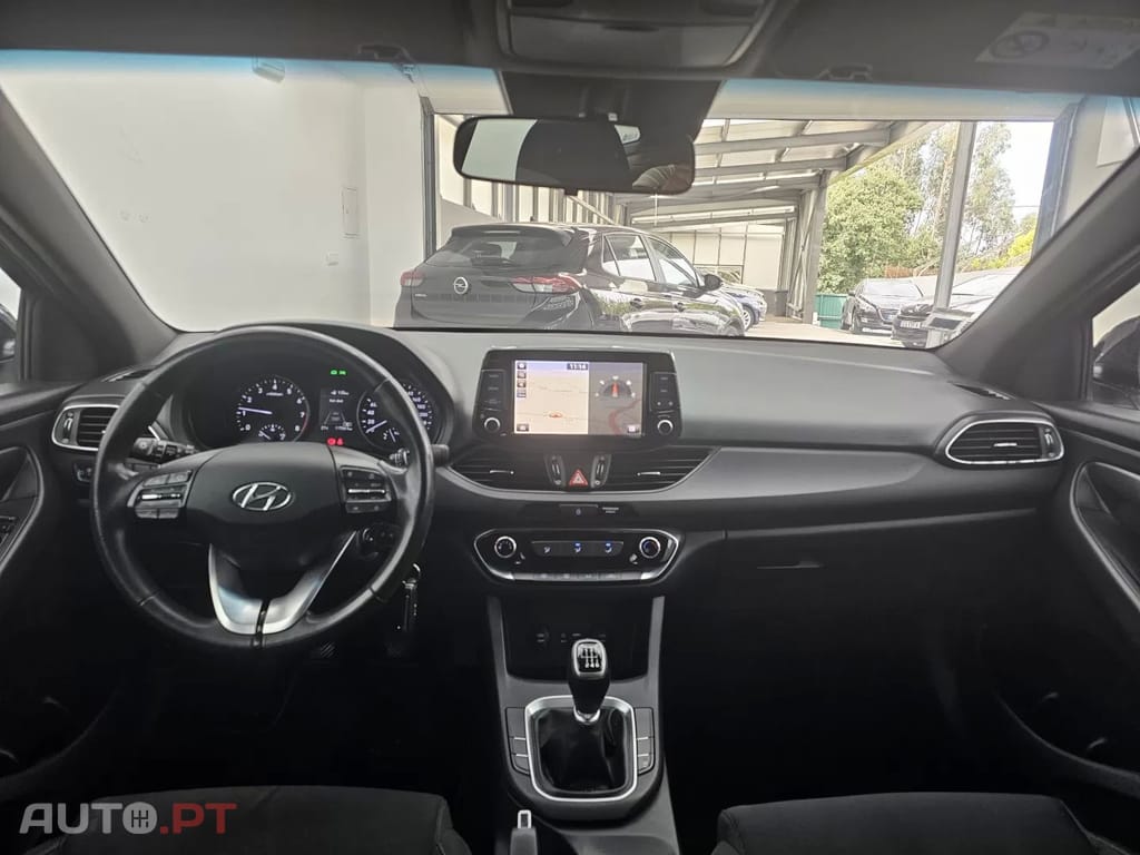 Hyundai i30 1.0 T-GDi Comfort+Navi — fotografia 14