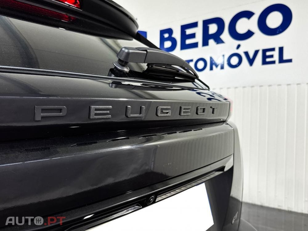Peugeot E-2008 54 kWh GT