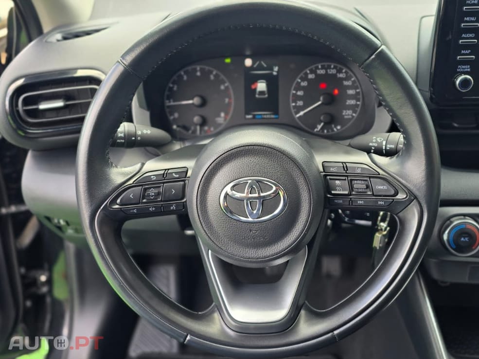 Toyota Yaris 1.0 VVT-i Comfort Plus