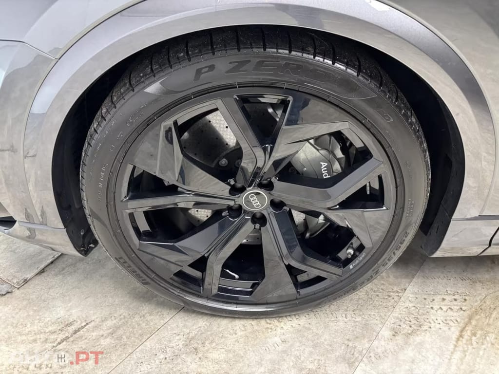 Audi RSQ8 4.0 TFSi quattro