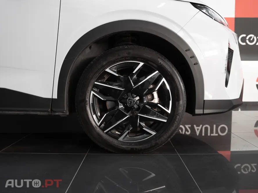 Peugeot 5008 1.2 Hybrid Allure e-DCS6