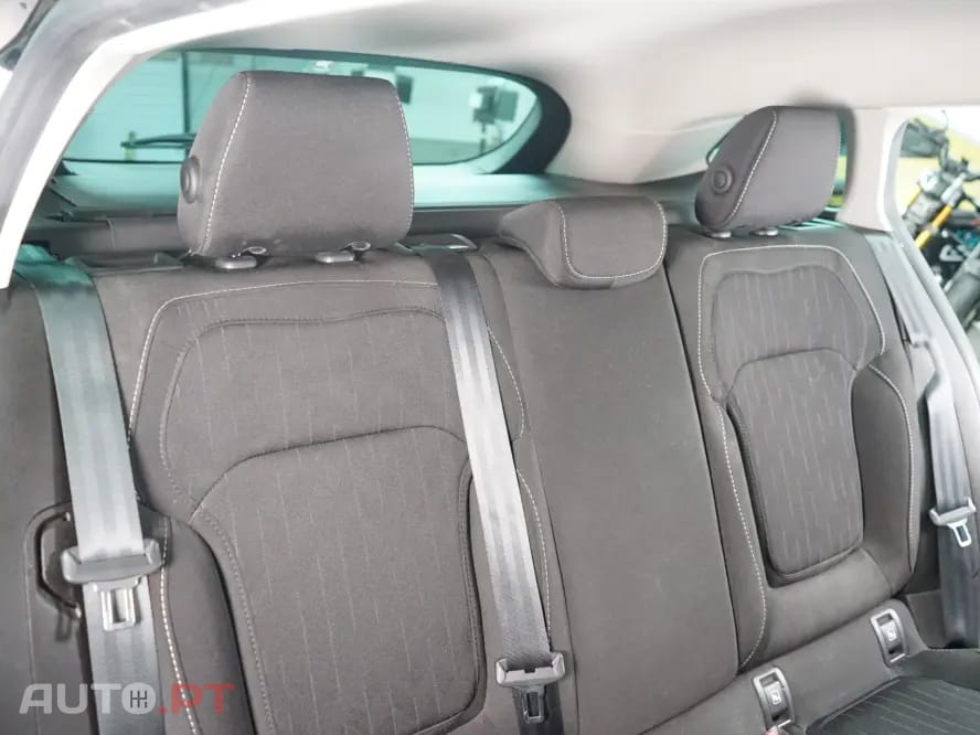 Renault Mégane Sport Tourer 1.5 Blue dCi Intens EDC