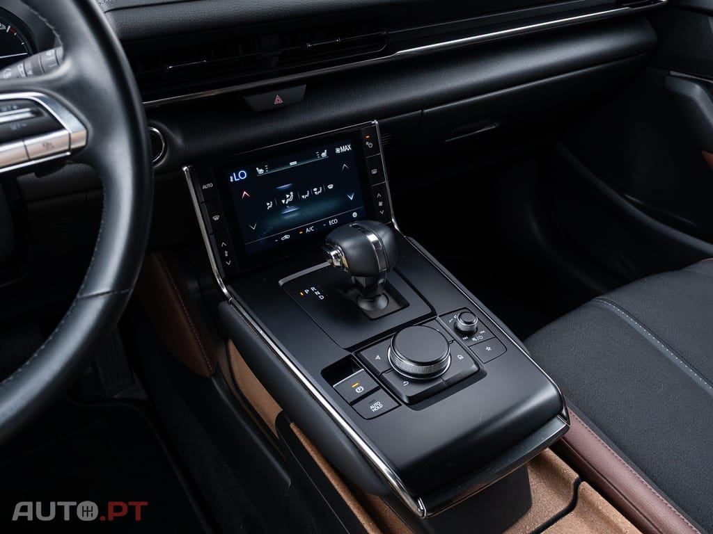 Mazda MX-30 e-SKYACTIV Advantage+Modern Confidence