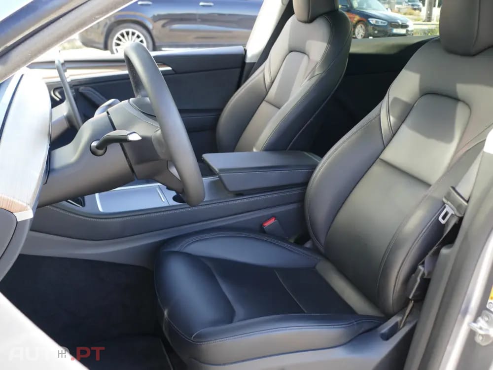 Tesla Model Y Performance Tração Integral