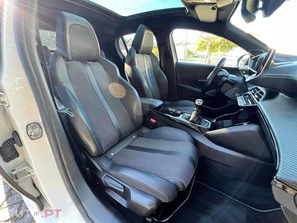 Peugeot 208 1.2 PureTech GT Line
