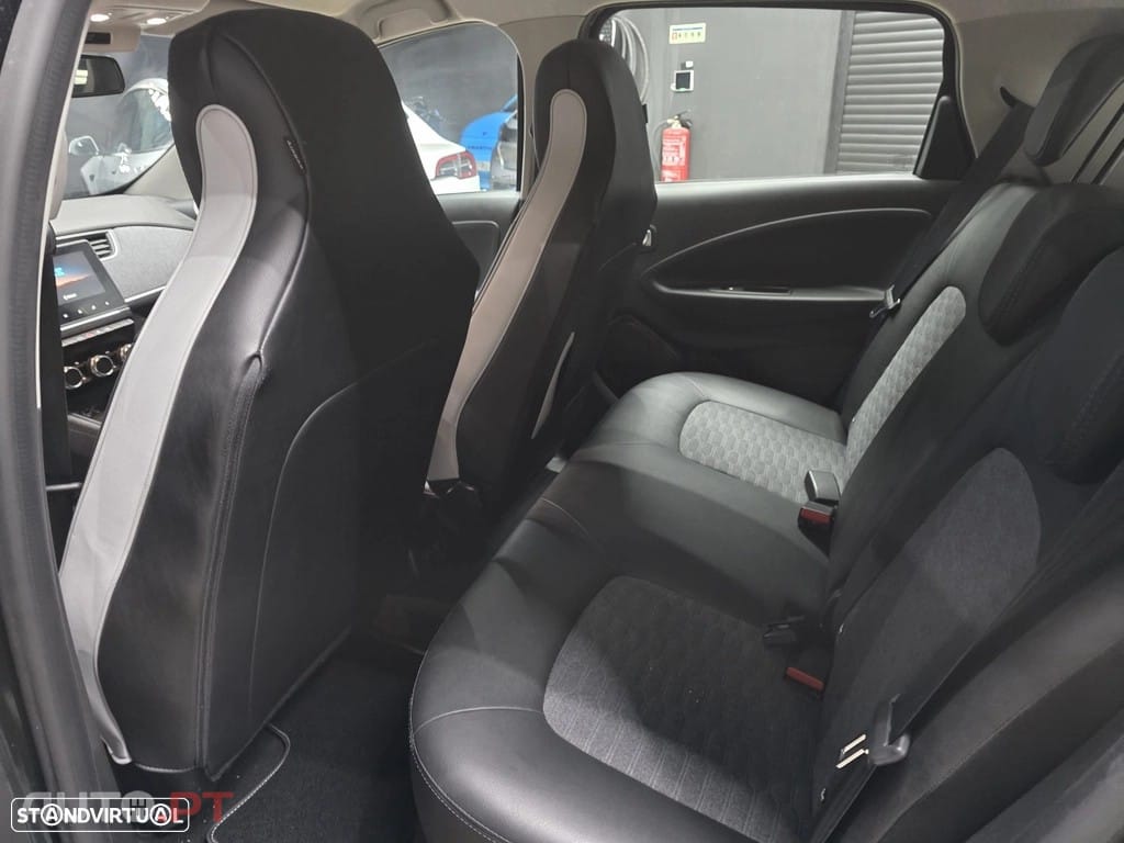 Renault Zoe (c/ Bateria) EV50 135hp Techno
