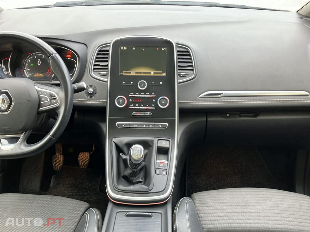 Renault Scénic 1.2 TCE Sport SS