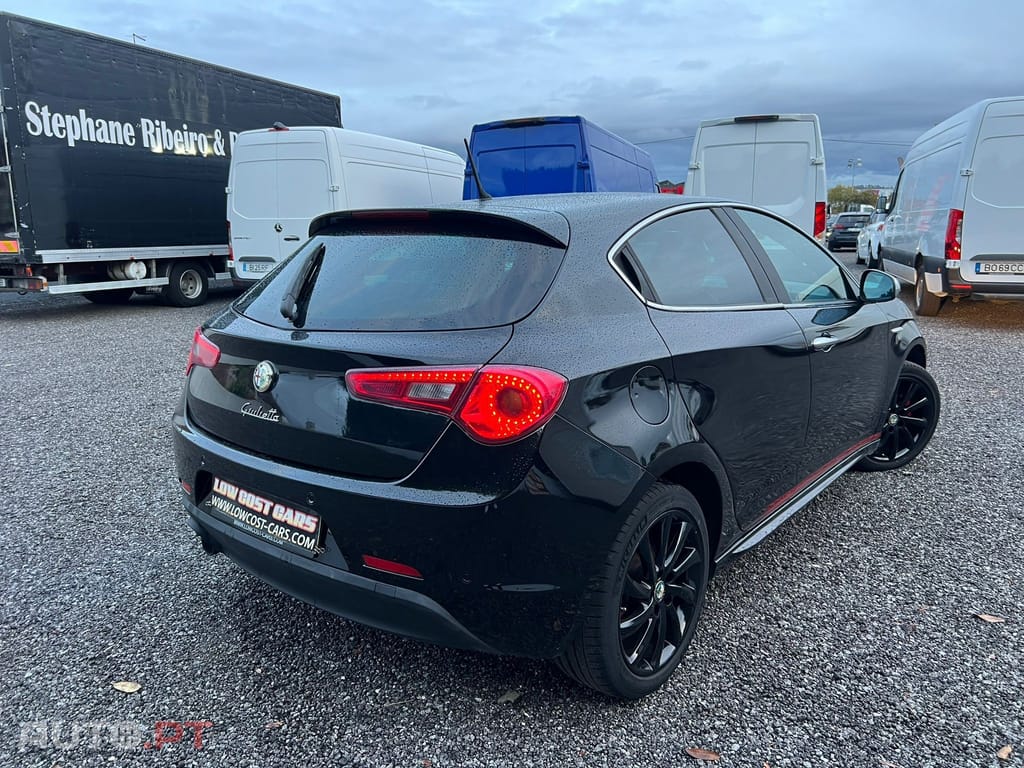 Alfa Romeo Giulietta 1.6 JTDm Distinctive