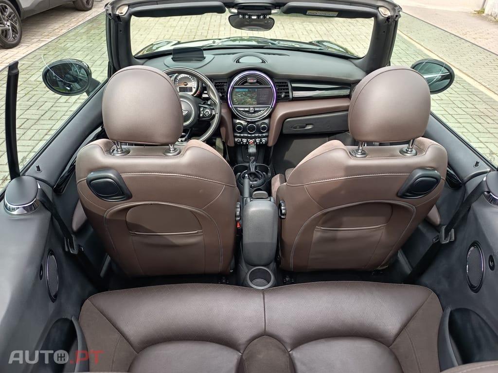 MINI Cabrio Cooper Premium Resolute Edition Auto