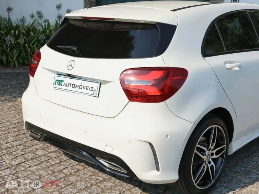 Mercedes-Benz A 180 AMG Line